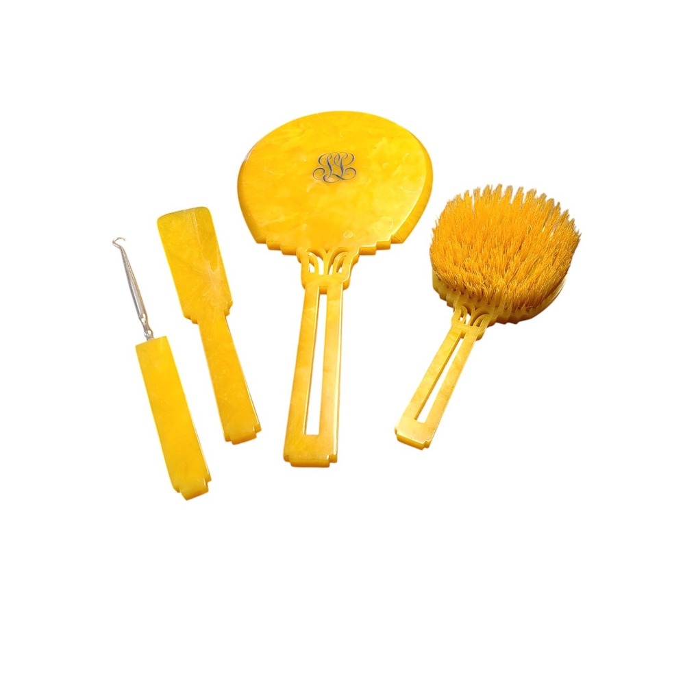 Vintage 30's celluloid‎ dresser set